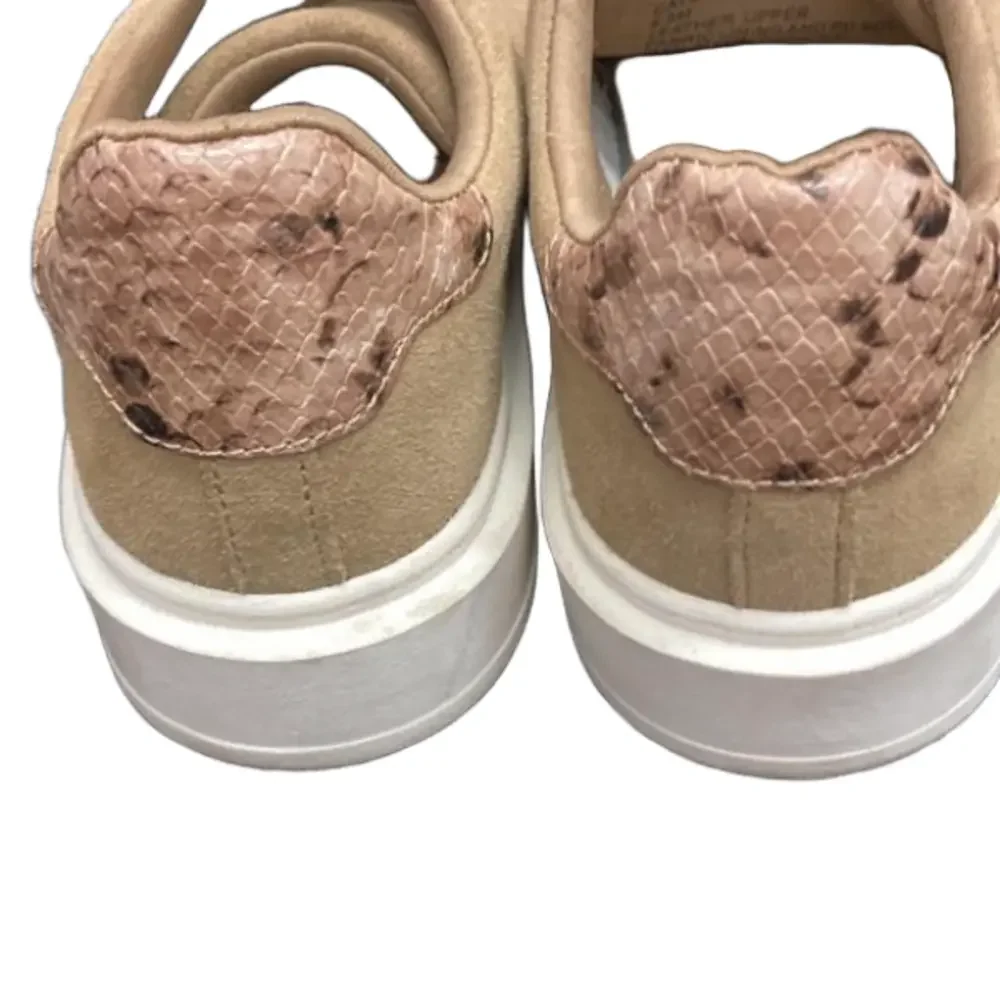 Steve Madden Suede Shoes Size 6.5